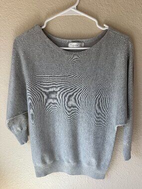 Soft heather gray, boat neck, 3/4 length sleeve light-weight sweater -- Size S
